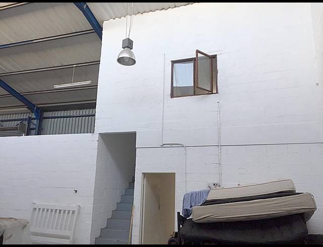 264M² FACTORY RENTED IN DIEP RIVER